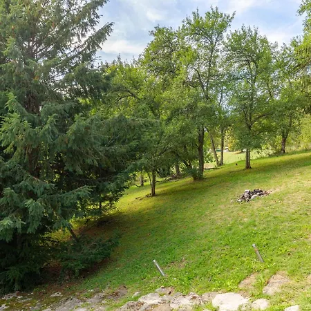 Quiet And Authentic Mountain * Saint-Pierre-en-Faucigny